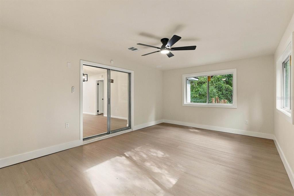 349 3rd Street Geneva, FL 32732 - Photo 9 of 18 Gallery Image 9