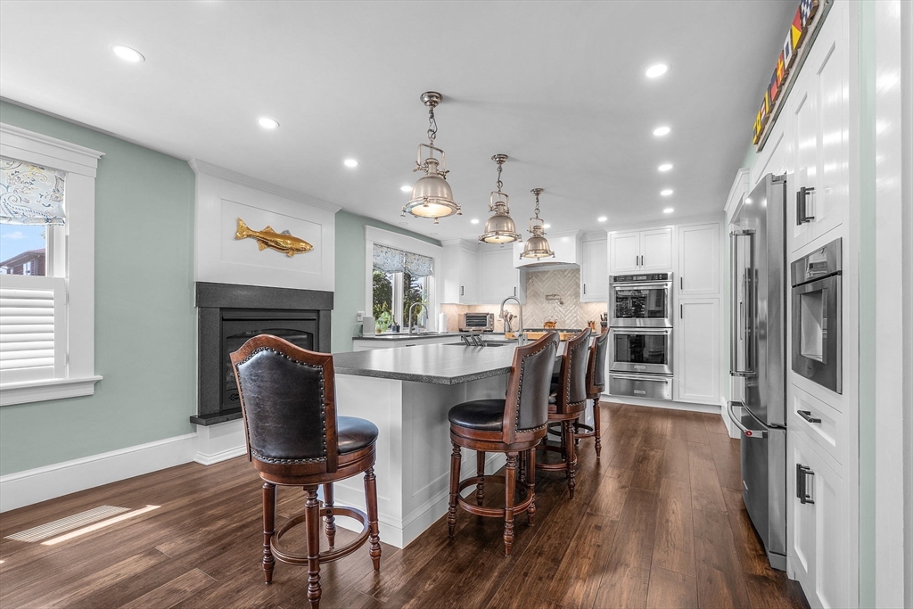 304 Front Street Marion, MA 02738 - Photo 8 of 42