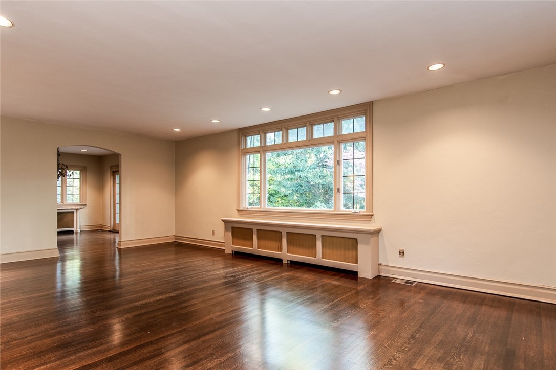 35 Far View Hills Road Brighton, NY 14620 - Photo 17 of 50