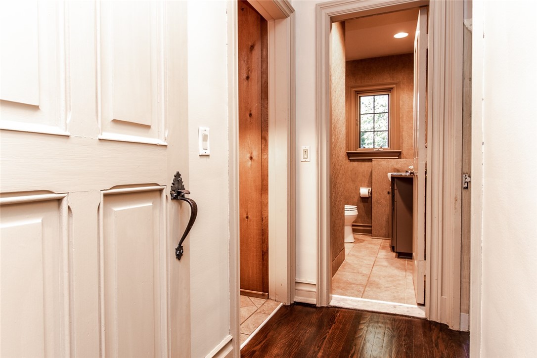 35 Far View Hills Road Brighton, NY 14620 - Photo 25 of 50