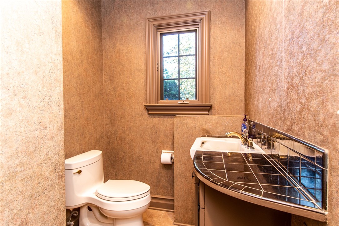 35 Far View Hills Road Brighton, NY 14620 - Photo 27 of 50