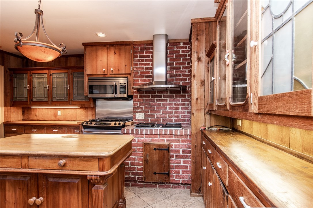 35 Far View Hills Road Brighton, NY 14620 - Photo 32 of 50