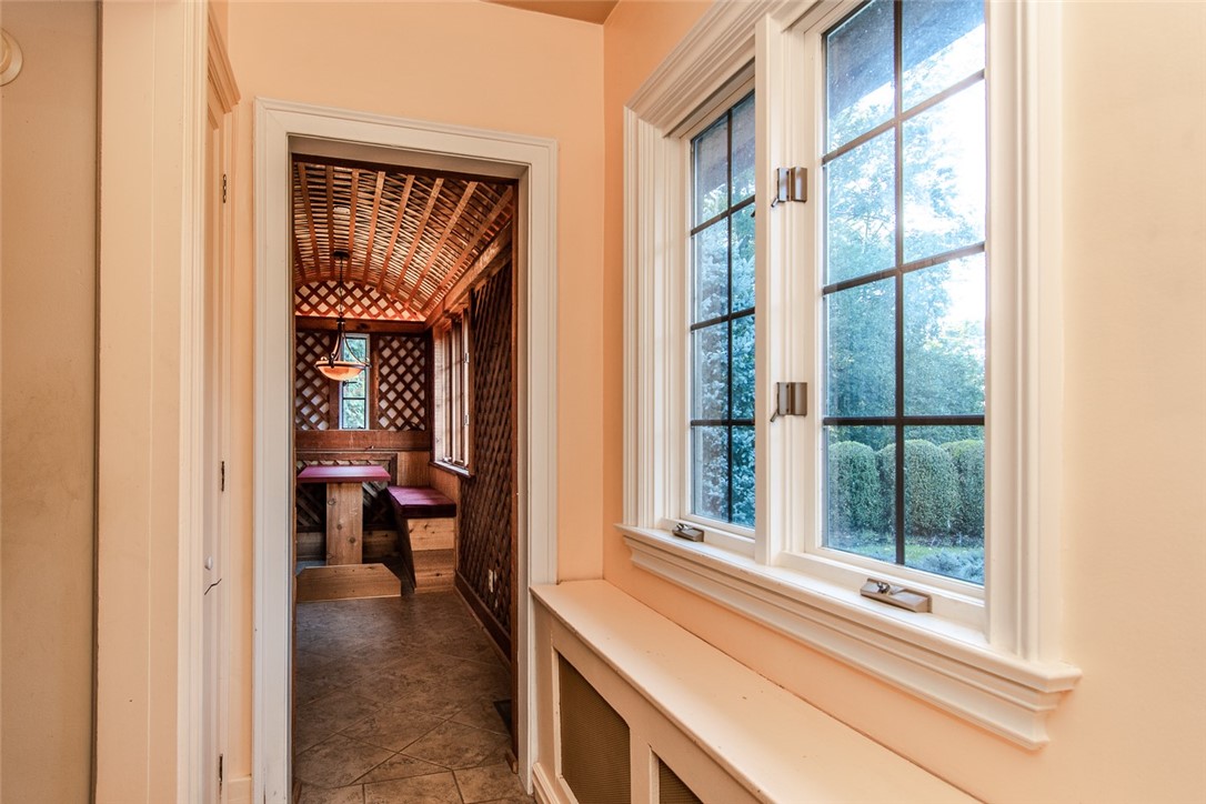 35 Far View Hills Road Brighton, NY 14620 - Photo 33 of 50