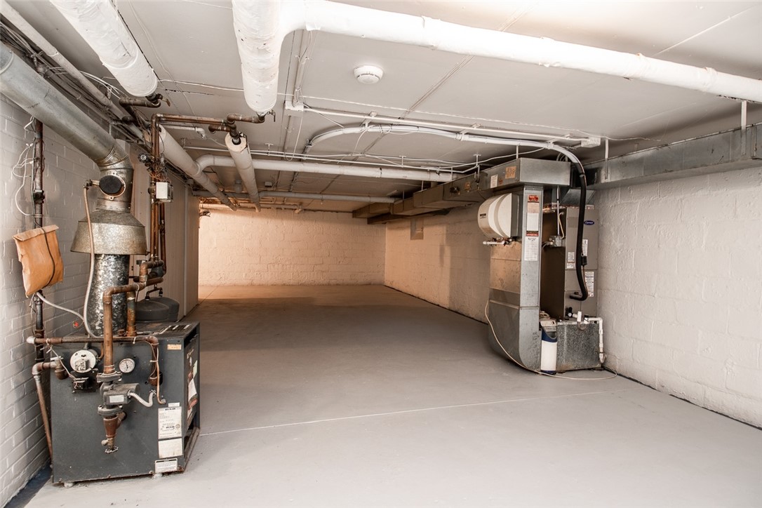 35 Far View Hills Road Brighton, NY 14620 - Photo 46 of 50