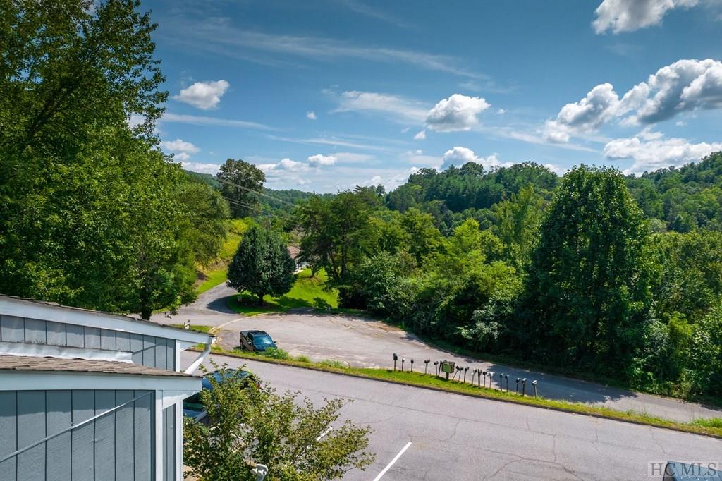 20 West Racoon Ridge, Unit 6A Sylva, NC 28779 - Photo 22 of 37 Gallery Image 22