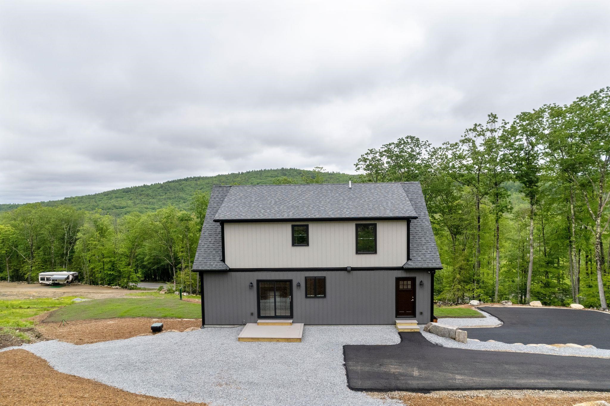 885 Old Turnpike Road Salisbury, NH 03268 - Photo 3 of 39