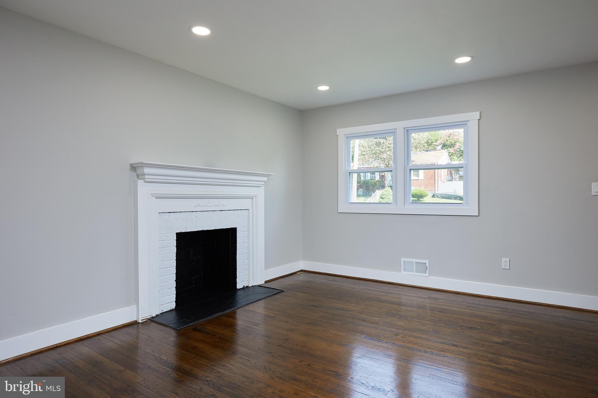 1520 Gridley Lane Silver Spring, MD 20902 - Photo 8 of 51 Gallery Image 8