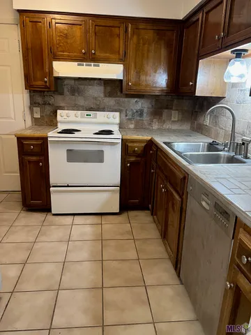 $900 | 15855 South Sunderland Avenue, Baton Rouge, LA 70816