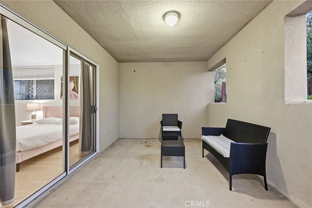 12815 Via Nestore Del Mar, CA 92014 - Photo 29 of 42 a living room with furniture