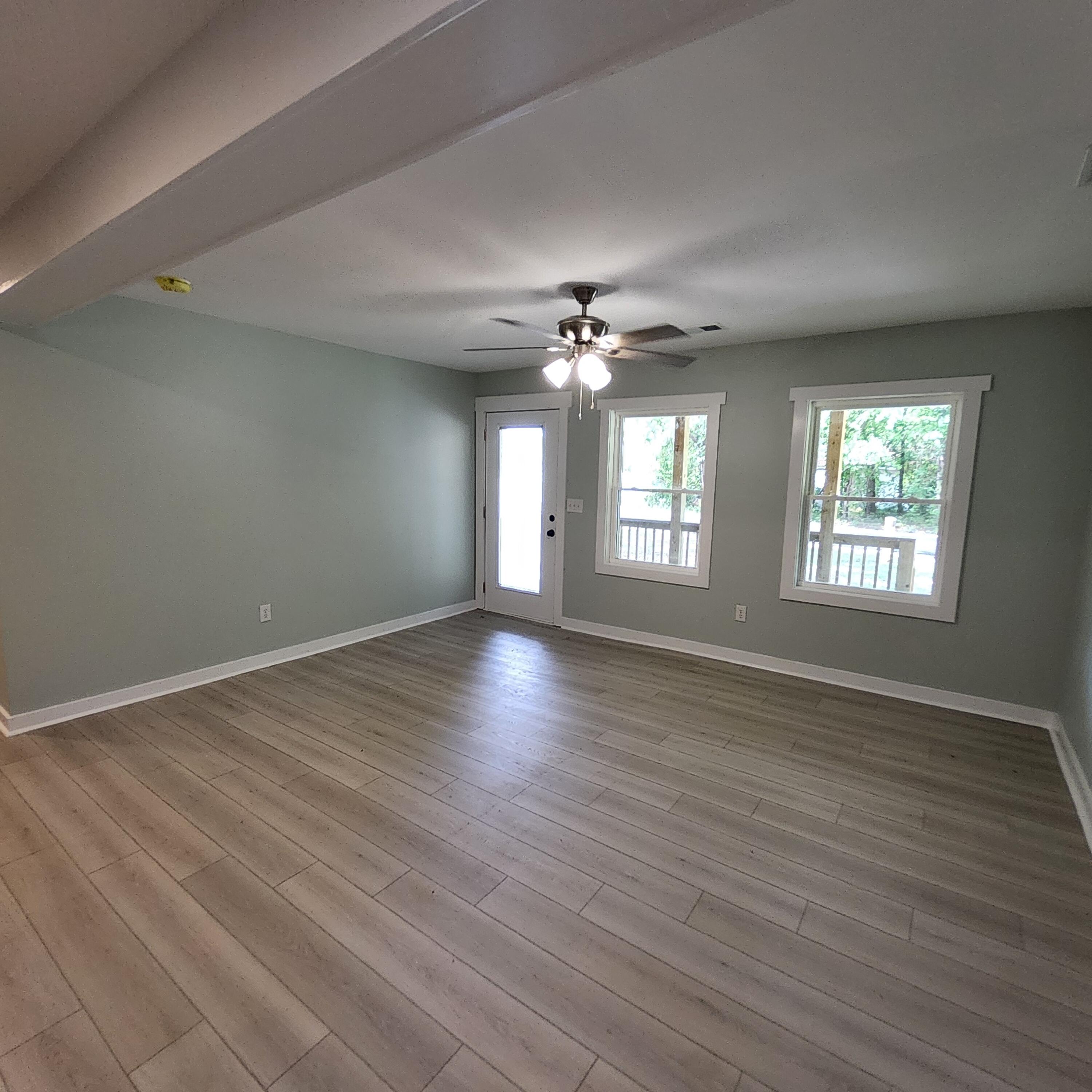 202 East Huggins Street Manning, SC 29102 - Photo 8 of 21