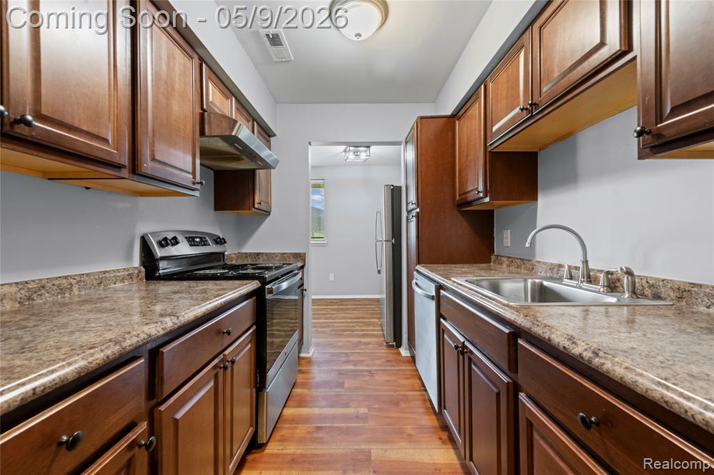 30052 West Twelve Mile Road, Unit 61 Farmington, MI 48334 - Photo 7 of 23