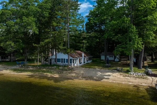 $565,000 | 10921 North Shore Drive, Lake, MI 48632