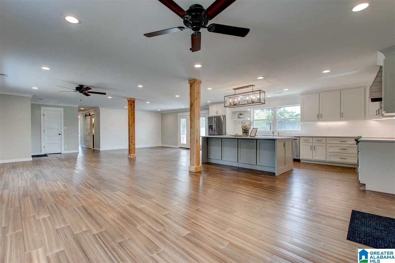 2424 Wallstown Road Hayden, AL 35079 - Photo 8 of 33