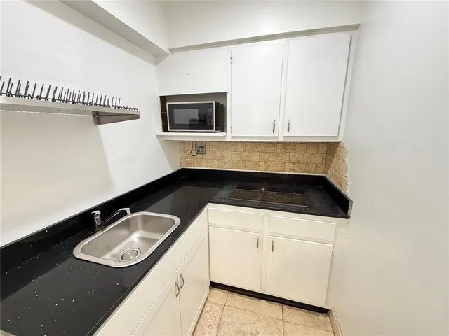 $4,100 | 101 Southeast 14th Place, Deerfield Beach, FL 33441