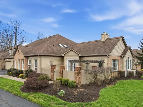 $425,000 | 135 Linden Court, Seven Fields, PA 16046