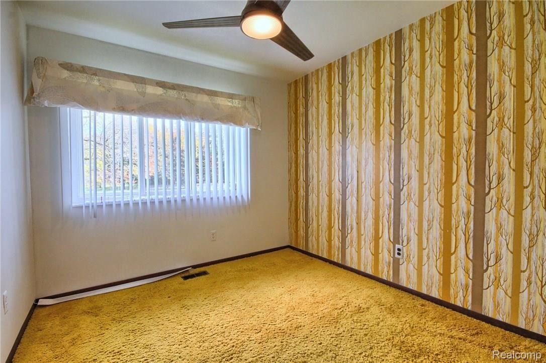 18000 Hannan Road New Boston, MI 48164 - Photo 14 of 33 2nd_Bedroom.jpg