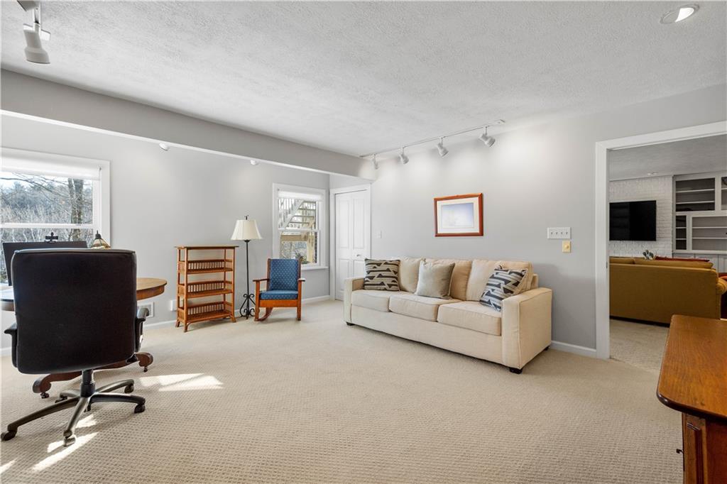 311 Sewickley Ridge Drive Sewickley, PA 15143 - Photo 28 of 45