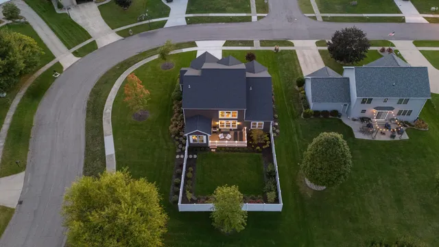 $849,000 | 2600 Bell Circle, Stevensville, MI 49127