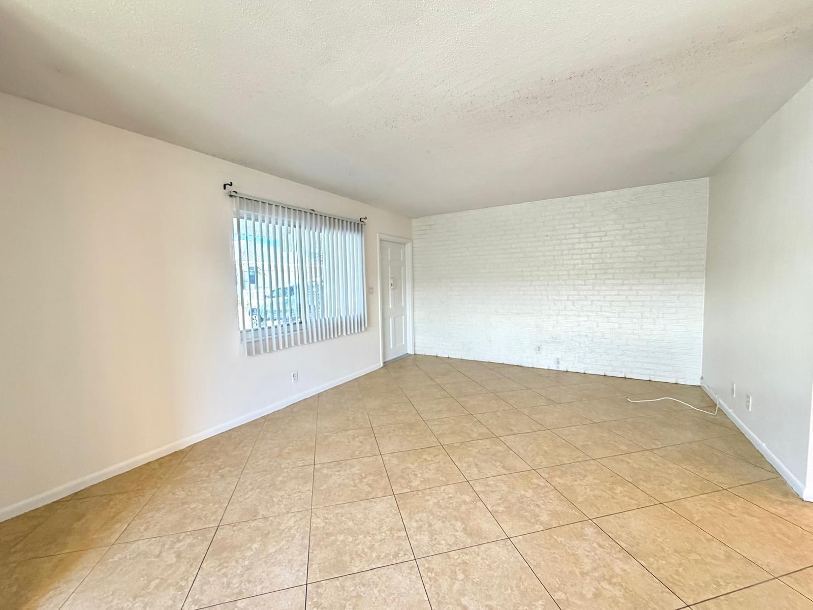 4731 Northeast 21st Terrace, Unit 2 Lighthouse Point, FL 33064 - Photo 28 of 29 f933fab4-6fdf-49b6-8949-4920eaa32a25