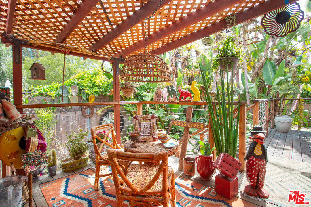 232 Paradise Cove Road Malibu, CA 90265 - Photo 22 of 38