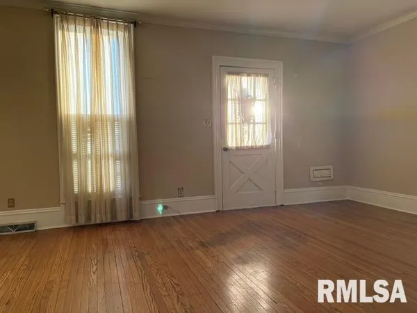 $149,900 | 543 North Webster Street, Taylorville, IL 62568