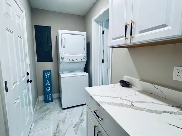 a bathroom with a sink and toilet