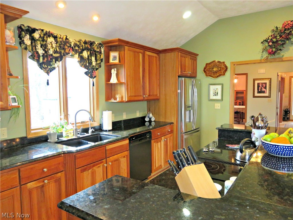 18629 Benbow Road Strongsville, OH 44136 - Photo 19 of 34 Gallery Image 19