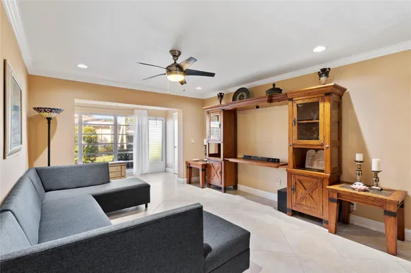 $2,000 | 8729 Chevy Chase Drive, Unit 145, Boca Raton, FL 33433