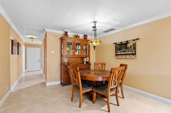 $2,000 | 8729 Chevy Chase Drive, Unit 145, Boca Raton, FL 33433