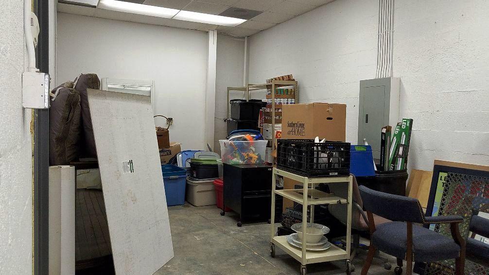 965 Blockhouse Valley Road Clinton, TN 37716 - Photo 14 of 31 Shop/Storage