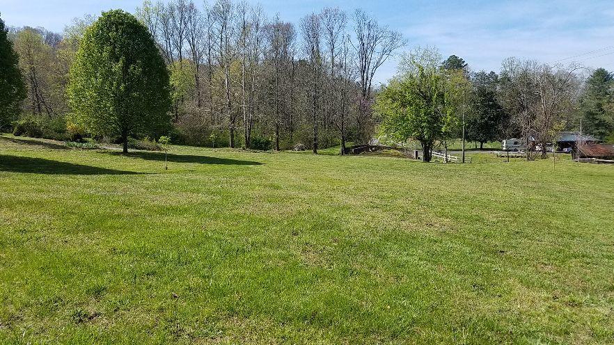 965 Blockhouse Valley Road Clinton, TN 37716 - Photo 24 of 31 So beautiful!