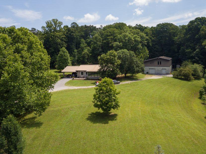 965 Blockhouse Valley Road Clinton, TN 37716 - Photo 26 of 31 Fabulous property!