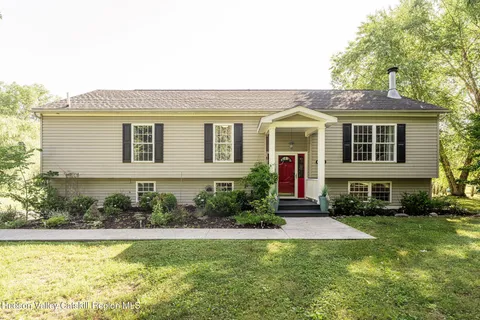 $649,900 | 26 Thornwood Lane, Accord, NY 12404