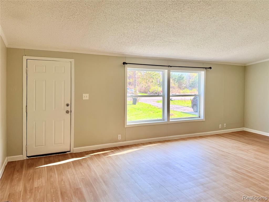 7033 East Mt Morris Road Mount Morris, MI 48458 - Photo 7 of 20