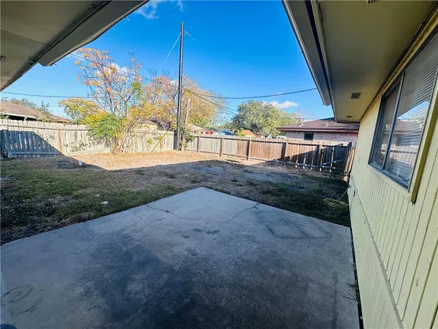 $1,995 | 11942 Mesa Drive, Corpus Christi, TX 78410