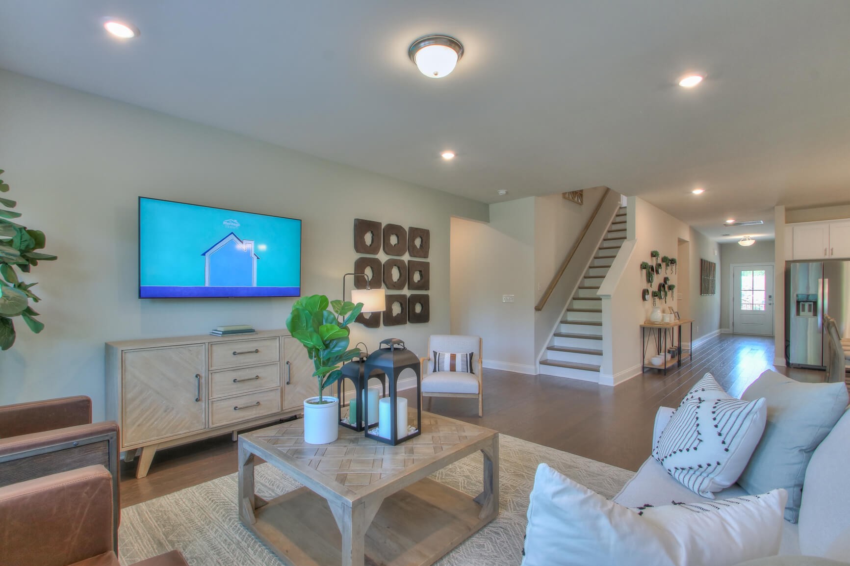 3528 Mathewson Way Murfreesboro, TN 37128 - Photo 5 of 22 a living room with furniture and wooden floor