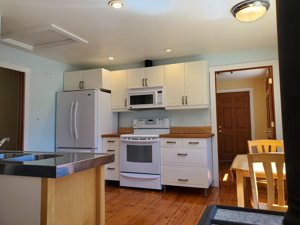 14 Yale Road Pepperell, MA 01463 - Photo 6 of 28