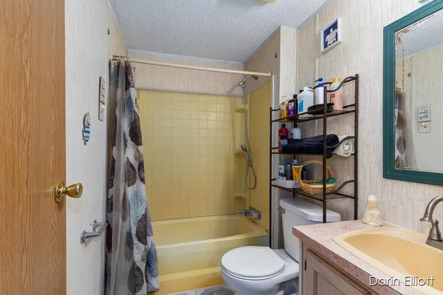 $30,000 | 1133 Yeomans Street, Unit 105, Ionia, MI 48846