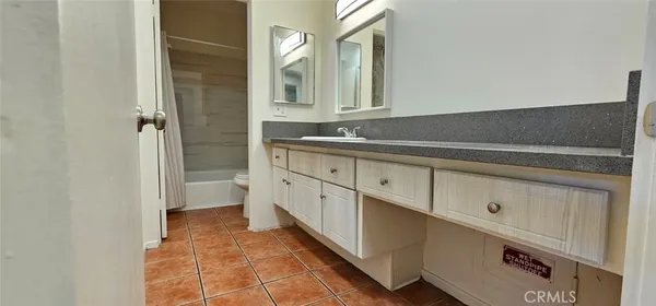 $2,100 | 206 North Park View Street, Unit 103, Los Angeles, CA 90026