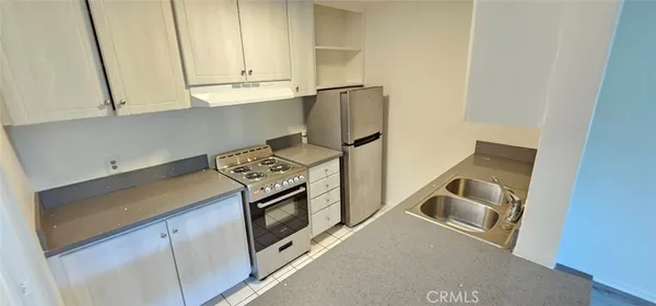 $2,100 | 206 North Park View Street, Unit 103, Los Angeles, CA 90026
