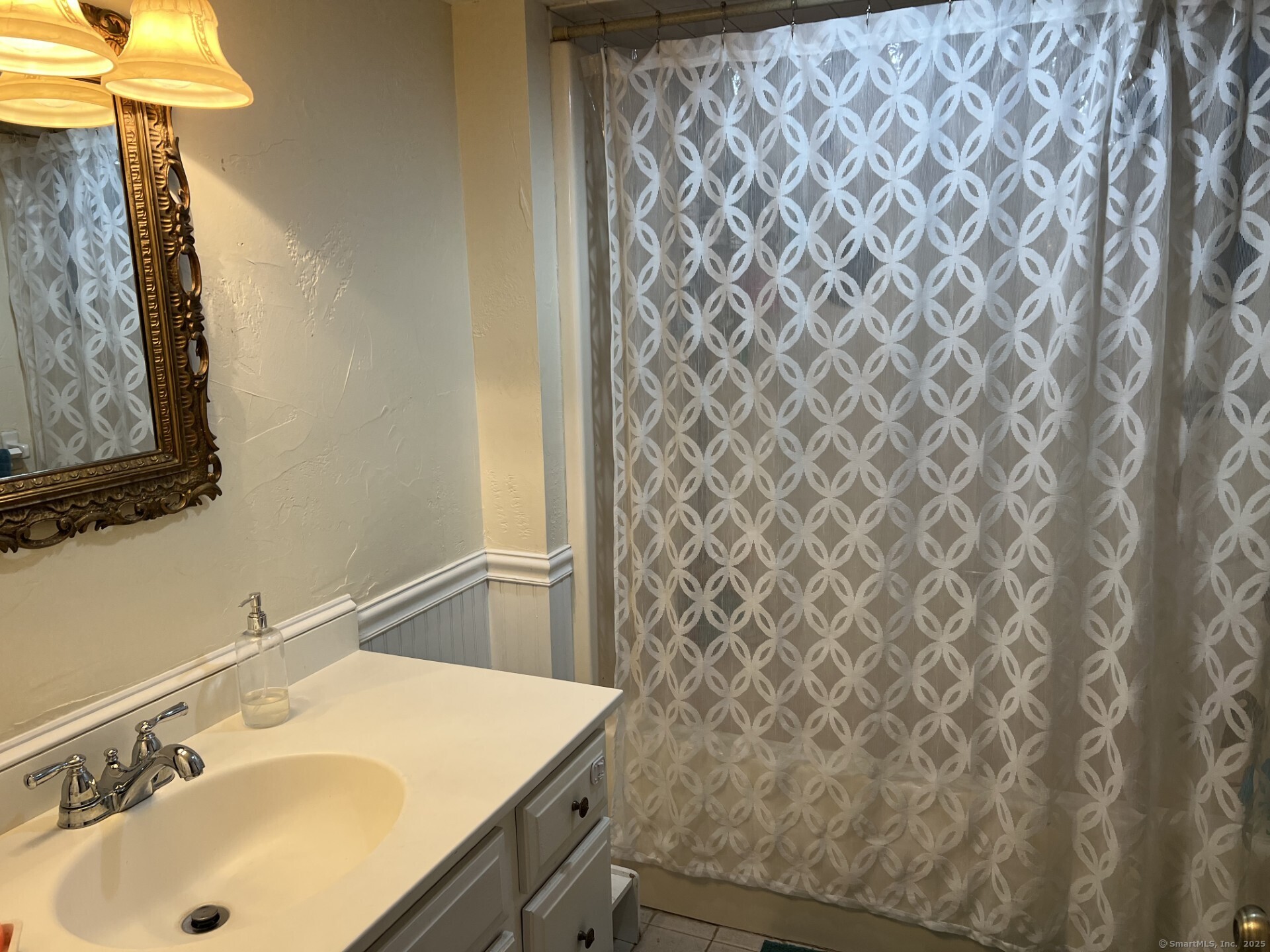 566 West Main Street Cheshire, CT 06410 - Photo 15 of 22