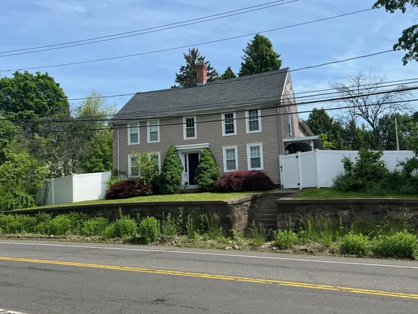 $2,800 | 566 West Main Street, Cheshire, CT 06410