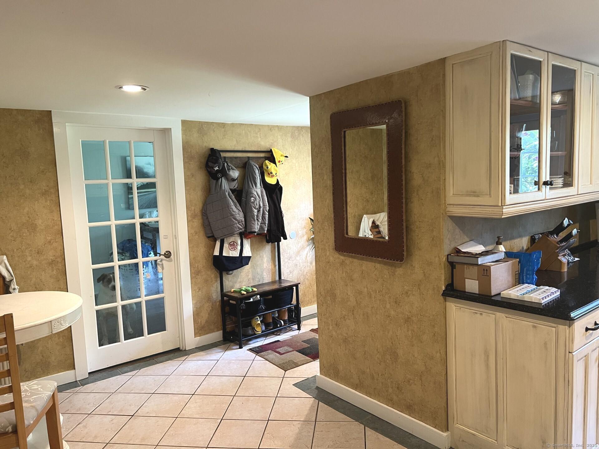 566 West Main Street Cheshire, CT 06410 - Photo 3 of 22