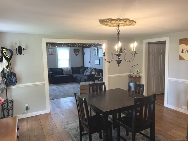 $2,800 | 566 West Main Street, Cheshire, CT 06410