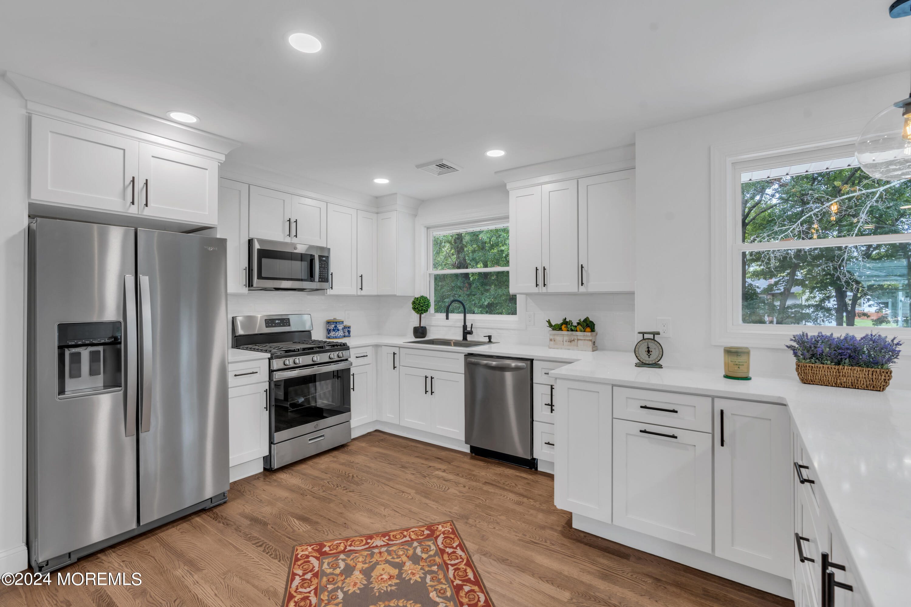 695 Harmony Road Middletown, NJ 07748 - Photo 6 of 38 harmony63