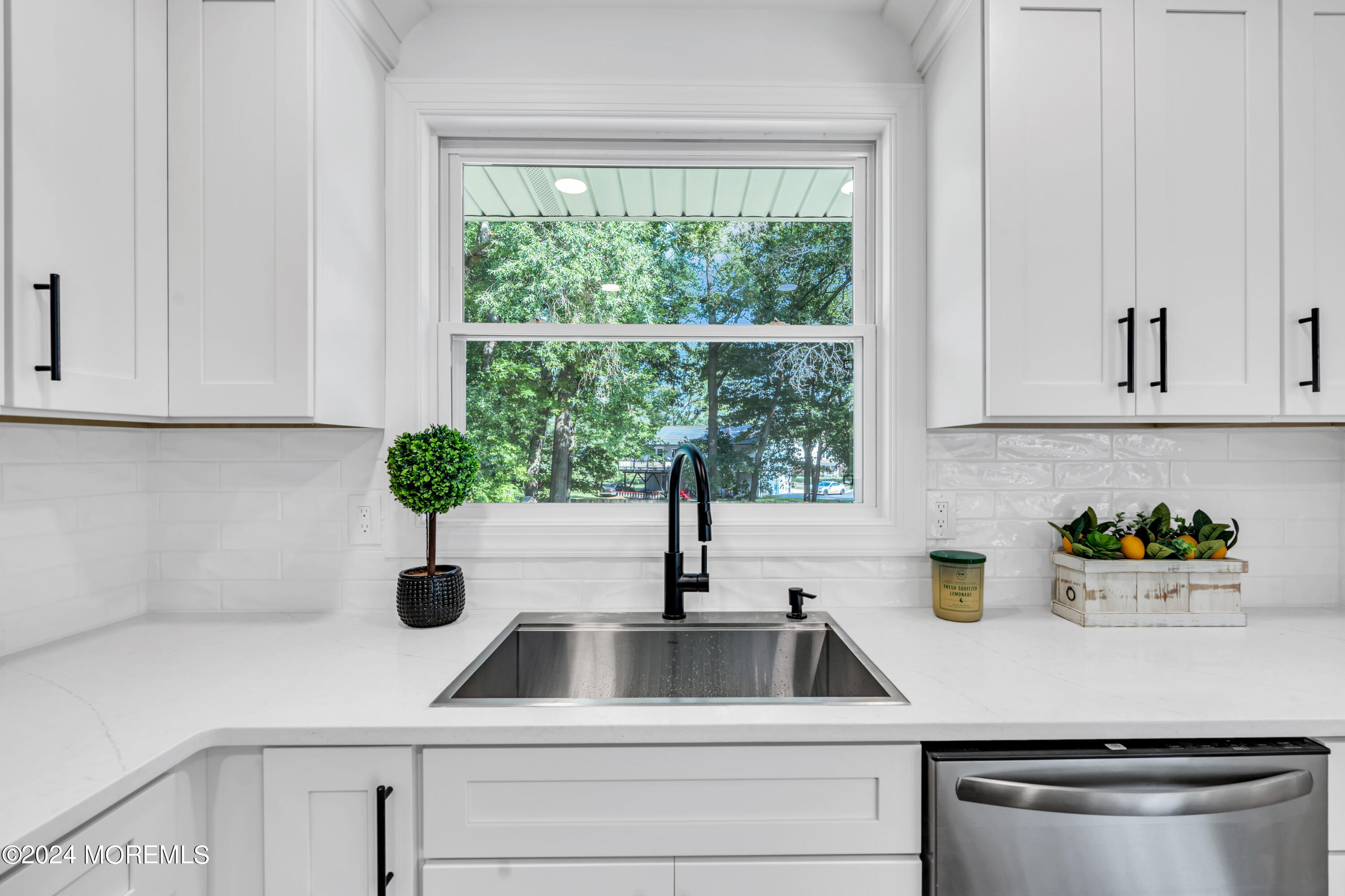 695 Harmony Road Middletown, NJ 07748 - Photo 10 of 38 harmo23