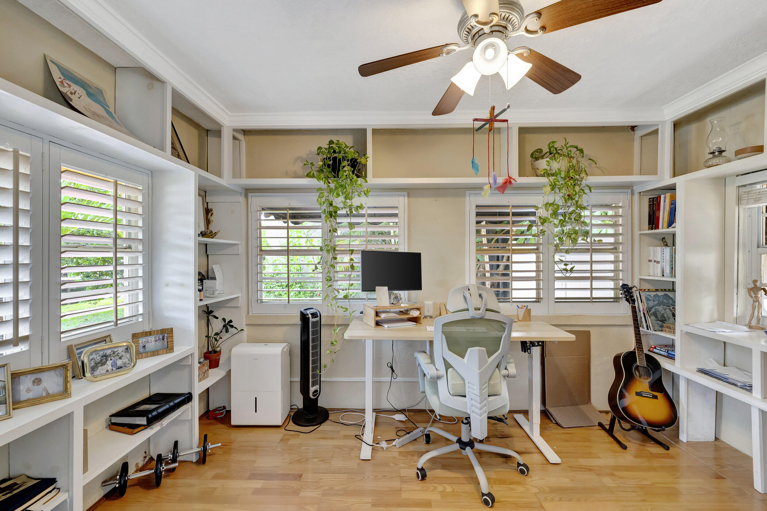 914 Andrews Road West Palm Beach, FL 33405 - Photo 17 of 54 Office/den