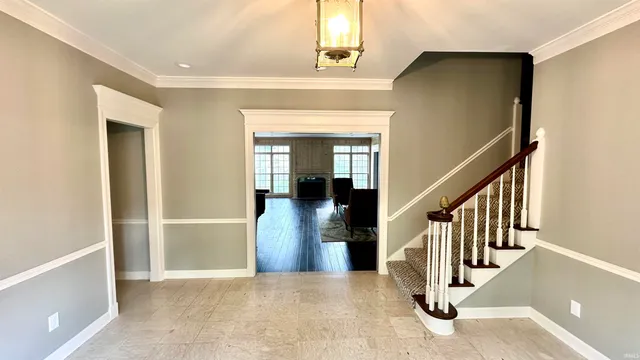 $825,000 | 1303 East Erskine Mnr Hl Drive, South Bend, IN 46614