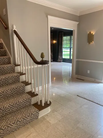 $825,000 | 1303 East Erskine Mnr Hl Drive, South Bend, IN 46614