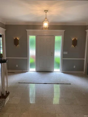 $825,000 | 1303 East Erskine Mnr Hl Drive, South Bend, IN 46614